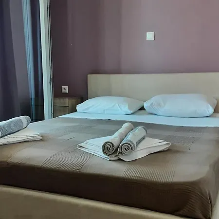 Maistros Seafront דירה *