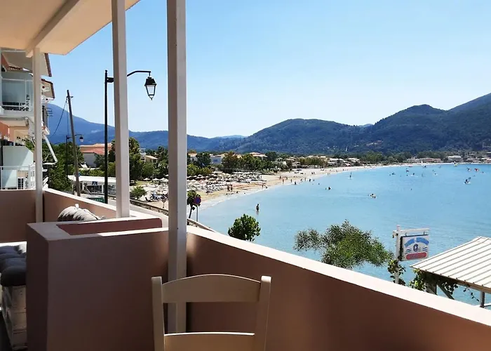 Maistros Seafront * Pondi