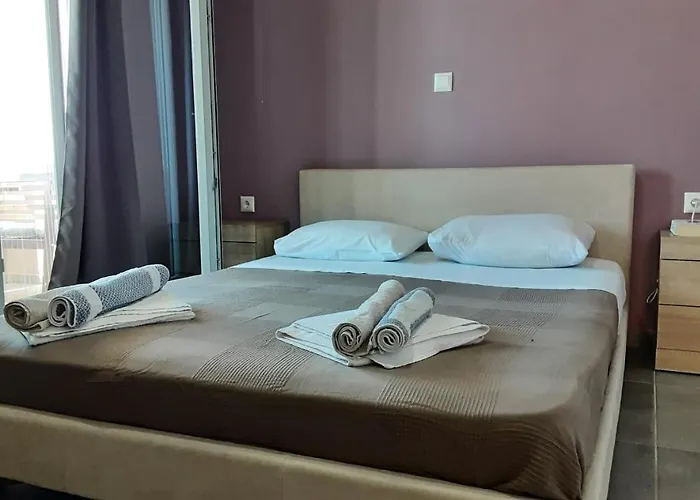 Maistros Seafront דירה *