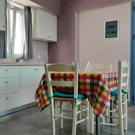 Maistros Seafront Апартаменты
